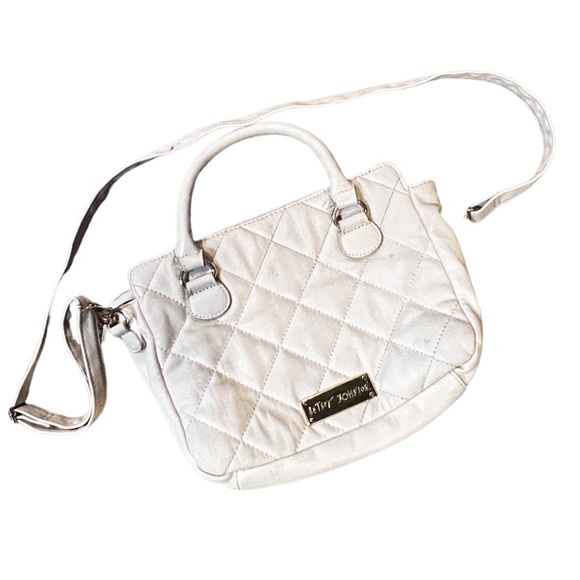 Betsey Johnson Purse White Quilted Shoulder Bag - Picture 1 of 10